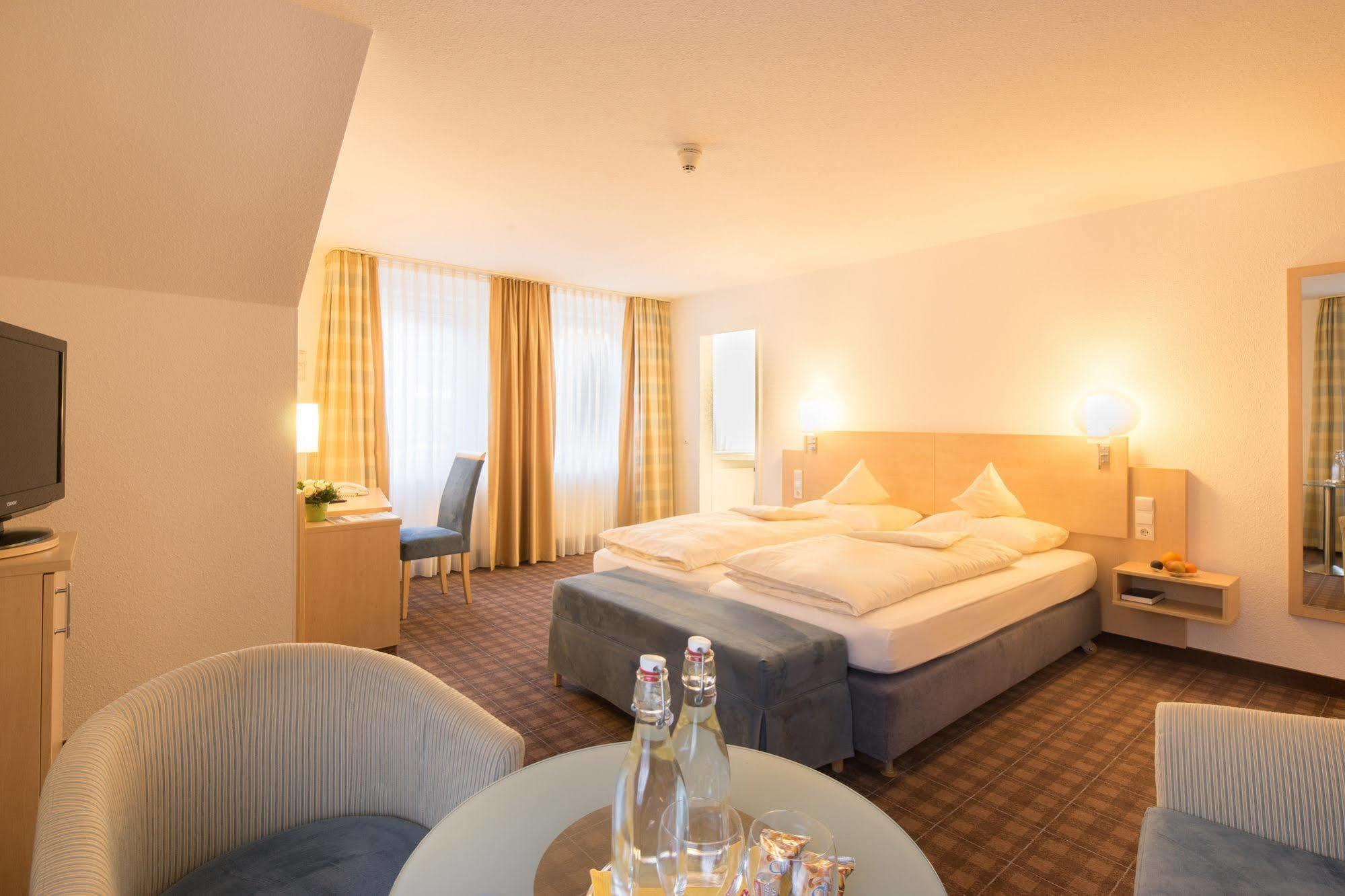 Akzent Hotel Wersetuerm'Ken Munster  Ngoại thất bức ảnh